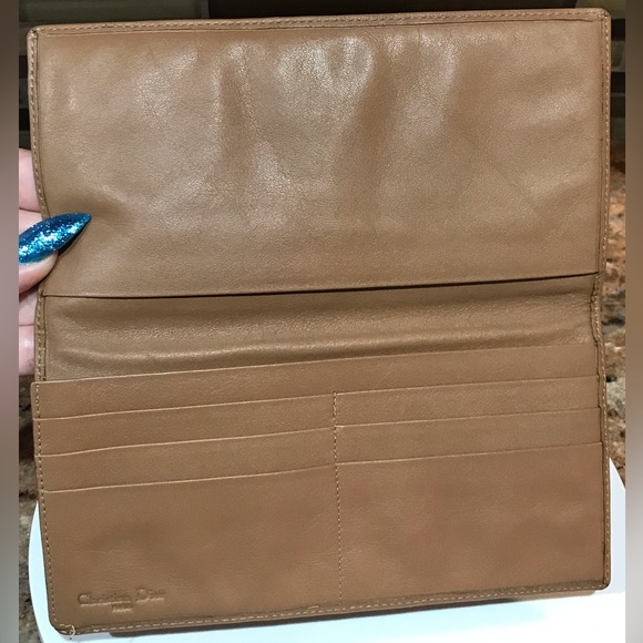 DIOR Honeycomb Leather Bifold Wallet 😍🔥 - Picture 6 of 17